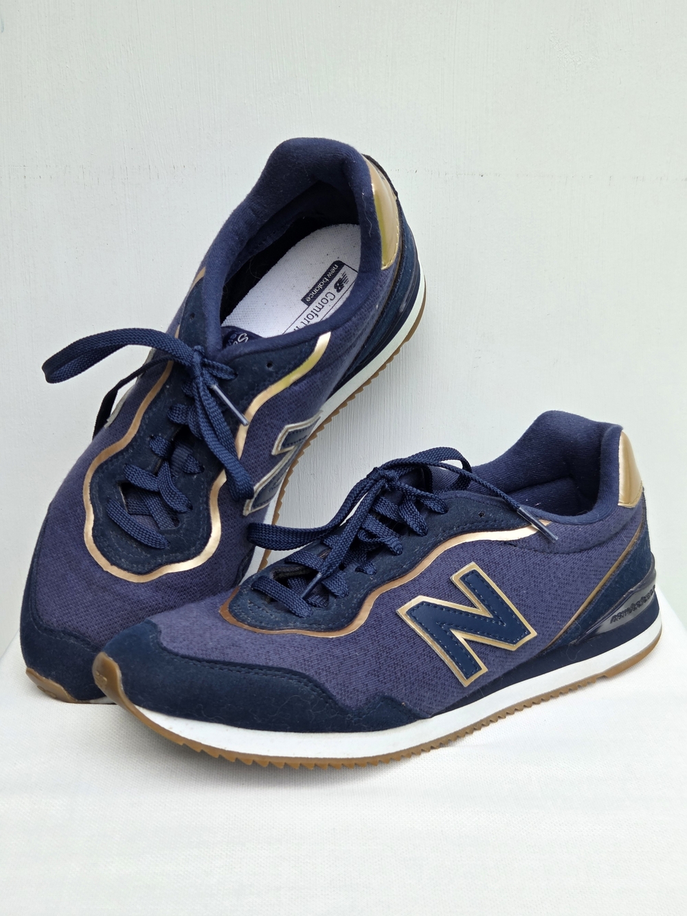 New Balance Woman's Sola Sleek Sneakers Size-7
